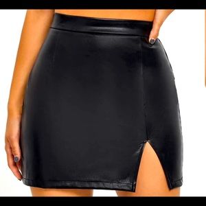 NEW !!Fashion nova Black letter skirt with slit